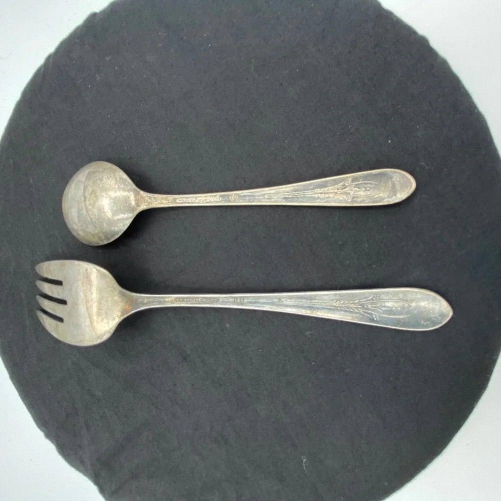 1938 William Rogers Serving Silver Plated Meat Fork Spoon Patina Wheat Grass